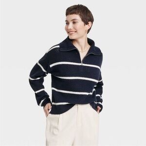 Women’s Universal Thread Navy and Cream Sweater